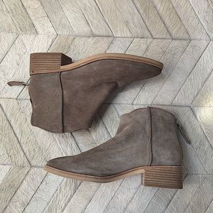 Dolce Vita taupe suede bootie